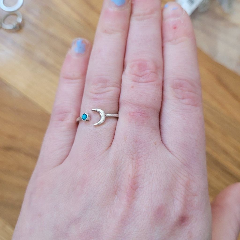 10/$28 Crescent Moon Ring